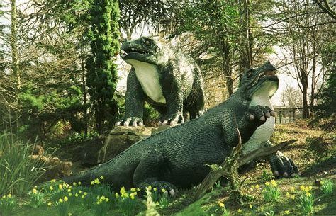 Crystal Palace Park Dinosaurs | Naturally