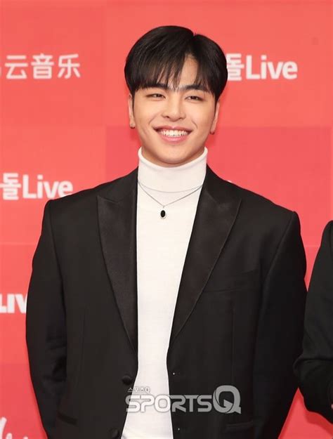 Koo Jun Hoe Photo Gallery 구준회 Hancinema