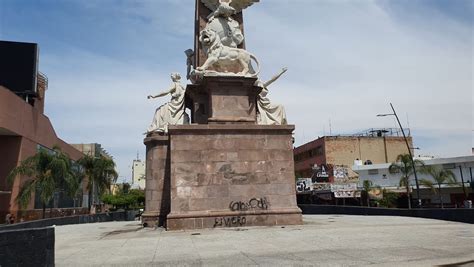 Usan Glorieta Del Ngel De La Independencia Como Ba O P Blico Tr Fico Zmg