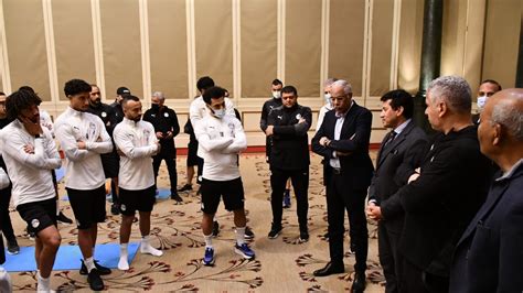 وزير الرياضة يلتقى لاعبى المنتخب الوطنى قبل السفر إلى السنغال الأسبوع