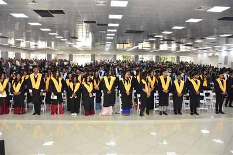 Colegio Nuestra Se Ora Del Perpetuo Socorro Grad A Estudiantes En