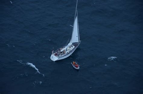 Finist Re Un Skipper En Solitaire Vacu Par H Licopt Re Au Large De