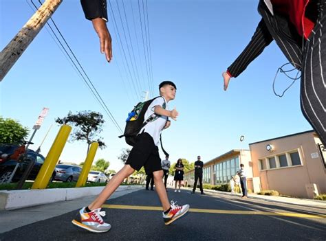 First day at LBUSD schools fill classrooms with smiles, excitement ...