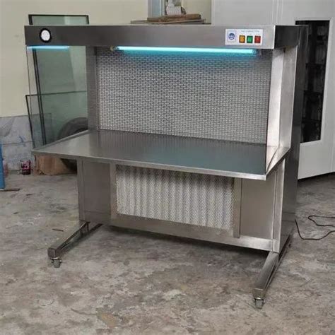 Ss Polished Horizontal Laminar Flow Cabinet For Laboratory At Rs