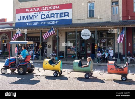 Plains Usa September 2023 Ein Kinderzug aus Fässern fährt Maine