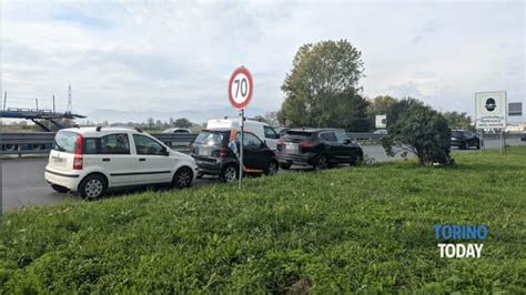 Incidente All Incrocio Tra Corso Allamano E Strada Teppe A Rivoli