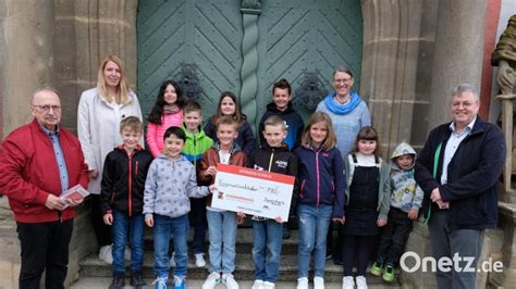 Speinsharter Kommunionkinder Spenden 780 Euro An Kinderkrebshilfe Onetz