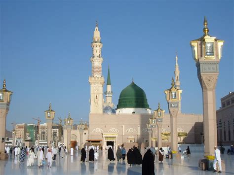 Masjid Al Nabawi In Madinah Saudi Arabia Masjid Makkah Mosque