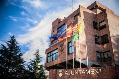 Ajuntament de Badia del Vallès Dijous 14 d abril a les 12 hores