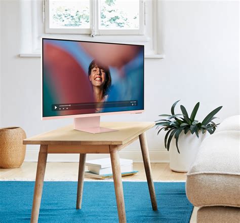 Smart дисплей Samsung. Смотри, играй, живи в удовольствие | Samsung РОССИЯ