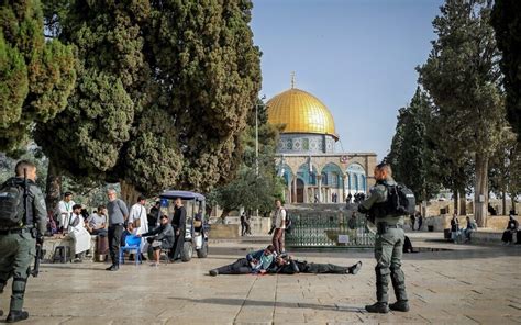 Israeli Government Bans Jews From Temple Mount Through End Of Ramadan