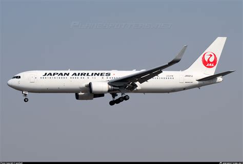 JA621J Japan Airlines Boeing 767 346ER WL Photo By Sunshydl ID