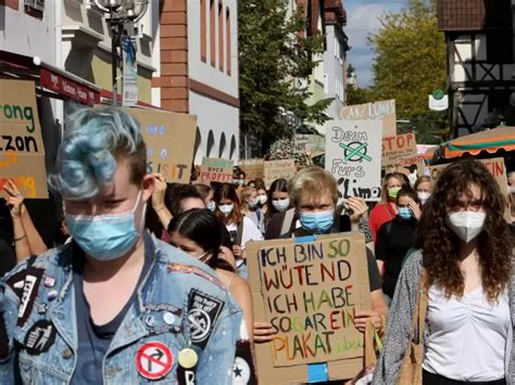 Klimastreik Fridays For Future K Ndigt Demo In Landau An Landau