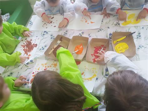 Herbstbilder malen - Kinderkrippe + Waldkinderkrippe Blüemli