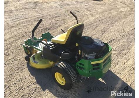 Used John Deere 2014 John Deere Z235 Eztrak Zero Turn Mowers In Listed On Machines4u