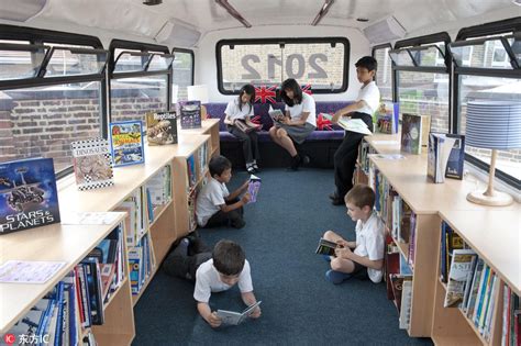 All Aboard The Library Bus Biblioteca móvil Biblioteca Escuela