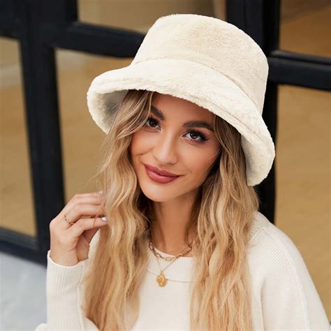 Lilgiuy Winter Fluffy Fuzzy Bucket Hat For Women Plush Furry Fisherman