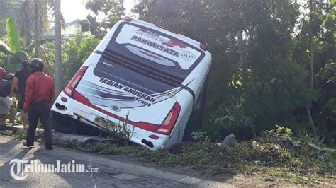 Kronologi Lengkap Kecelakaan Bus Pariwisata Guru Tk Tulungagung Di