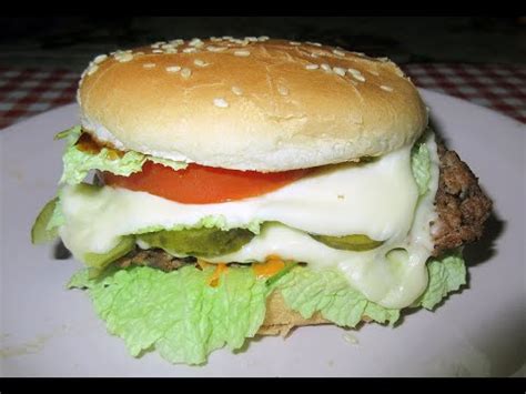 Бургер из мраморной говядины - YouTube