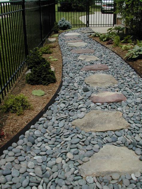 +17 Garden Path Stone Ideas 2023