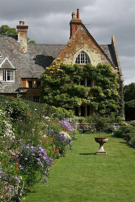 27 English Country Garden Design Ideas To Consider | SharonSable