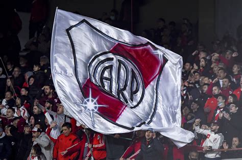 Se Filtra La Posible Nueva Camiseta Alternativa De River Plate Para La