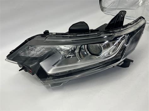 Mitsubishi Outlander Halogen L H S Headlight Assembly