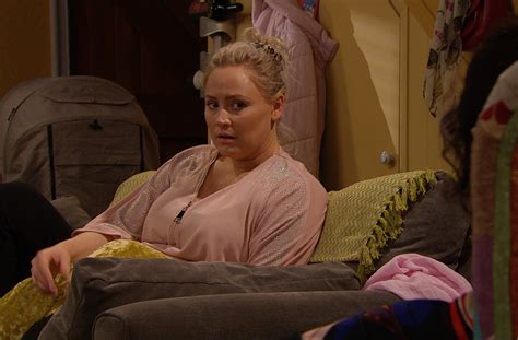 Spoilers Tracy S Sex Picture Plan Goes Wrong In Emmerdale Hot Lifestyle News