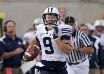 Austin Collie # 9 BYU Cougars WR | Byu football, Byu, Byu sports