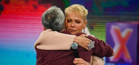 Xuxa Se Emociona Homenagem Do Altas Horas Pelos Anos De Vida E