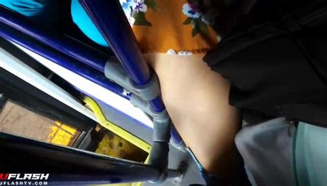 Flash SUPERMILF Bulge Erect Encoxada Legs Bus Milf TNAFlix Porn Videos