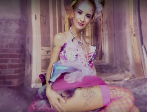 423 Adelle Unicorn VR Porn Video VRPorn