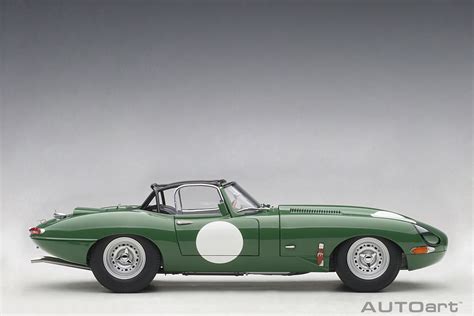 Autoart 73648 Jaguar E Type Lightweight 1 18 Modellauto 2015