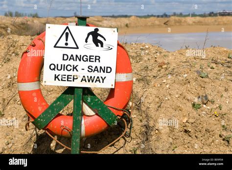 Quicksand Warning Sign Hi Res Stock Photography And Images Alamy