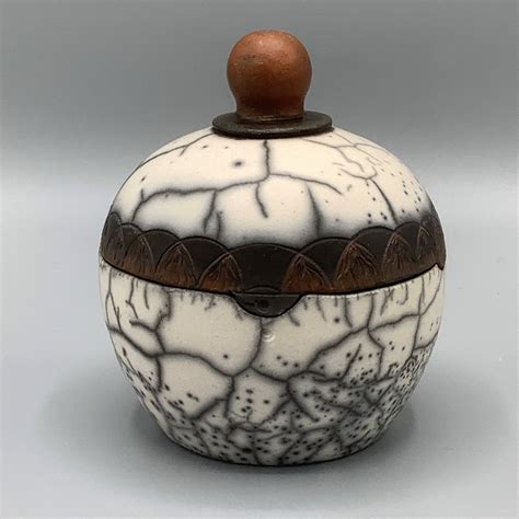 Naked Raku Lidded Jar By Jan Lovewell The Avenue Gallery