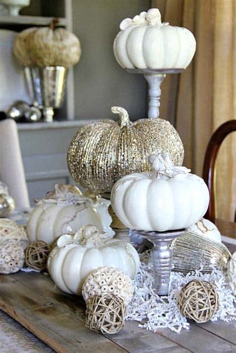 Amazing Fall Decorating Ideas Using White Pumpkins