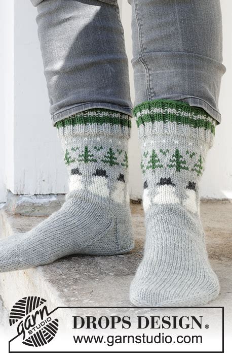 Snowman Time Socks Drops Free Knitting Patterns By Drops Design