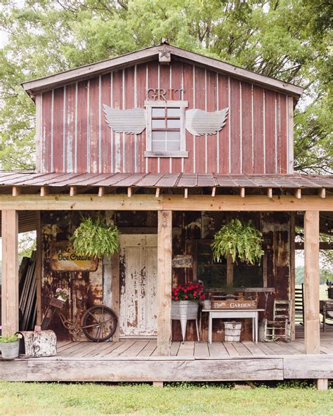 Summer Barn Tour - Jayne Margaret