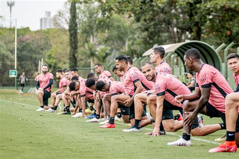 Vitória Encerra Preparação Para Encarar Atlético Go