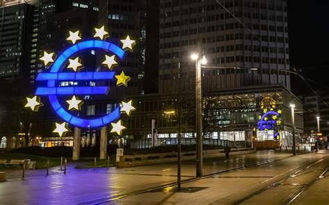 Zone Euro Nouvelle Hausse Des Taux De La Bce Vie Publique Fr