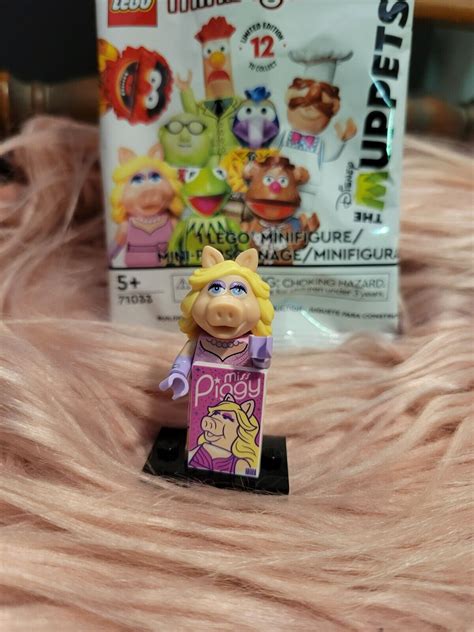 Lego Minifigure Muppets Collectible Series Miss Piggy New