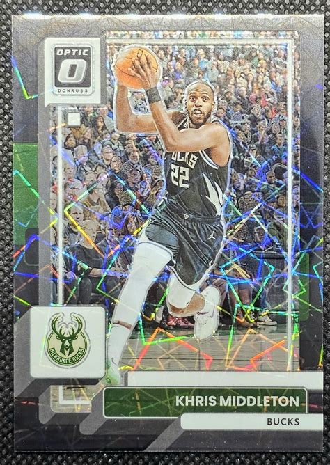 KHRIS MIDDLETON 2022 23 DONRUSS OPTIC 82 BLACK VELOCITY PRIZM 39 SSP