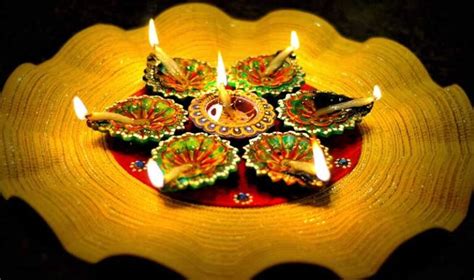 10 Lines On Diwali In Hindi । दिवाली पर 10 लाइन में निबंध