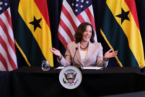 Kamala Harris wraps up Ghana visit, heads to Tanzania | Sawt Beirut ...