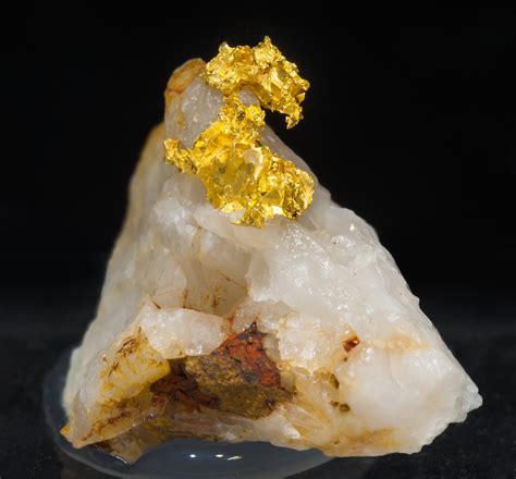 Gold With Quartz Talarrubias Casas De Don Pedro Area Comarca La