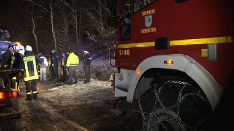 Fotos T Dlicher Unfall Auf Der Bundesstra E B Bei Grebenstein