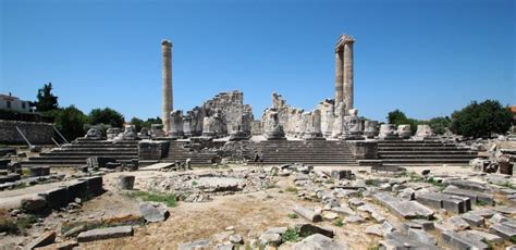Мавзолей в Галикарнасе: история, архитектура, интересные факты
