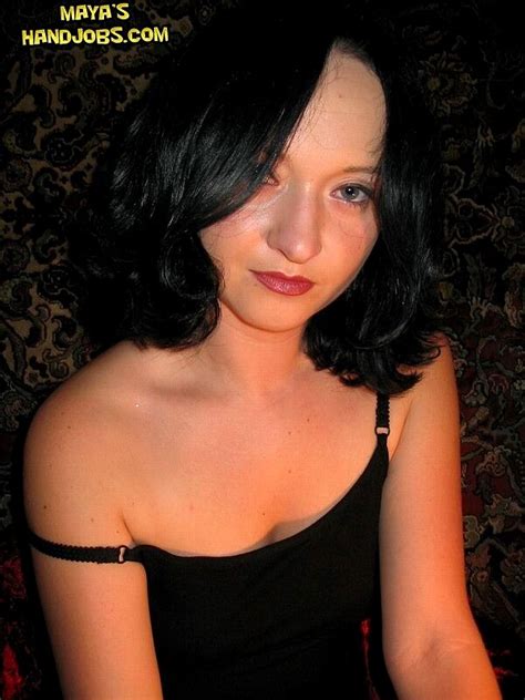 Mayashandjobs Mayas Handjobs Galerry Brunette Strictly PornHD VIP Pics