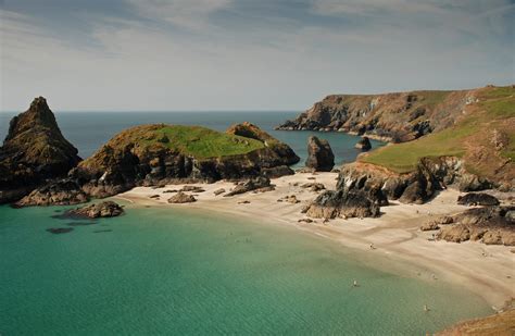 Geology Fieldwork - The Lizard & Kennack Sands - Cohort Education