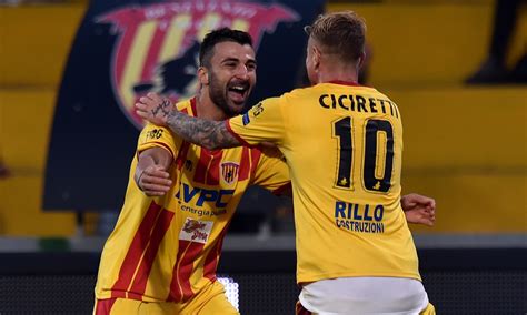 The Race To Serie A Benevento V Carpi Serie B Play Off Final Second